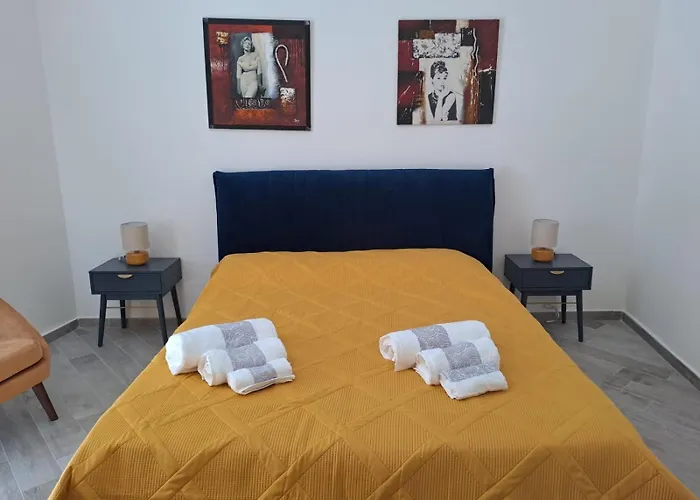 Travelers Cove - Quartieri Spagnoli